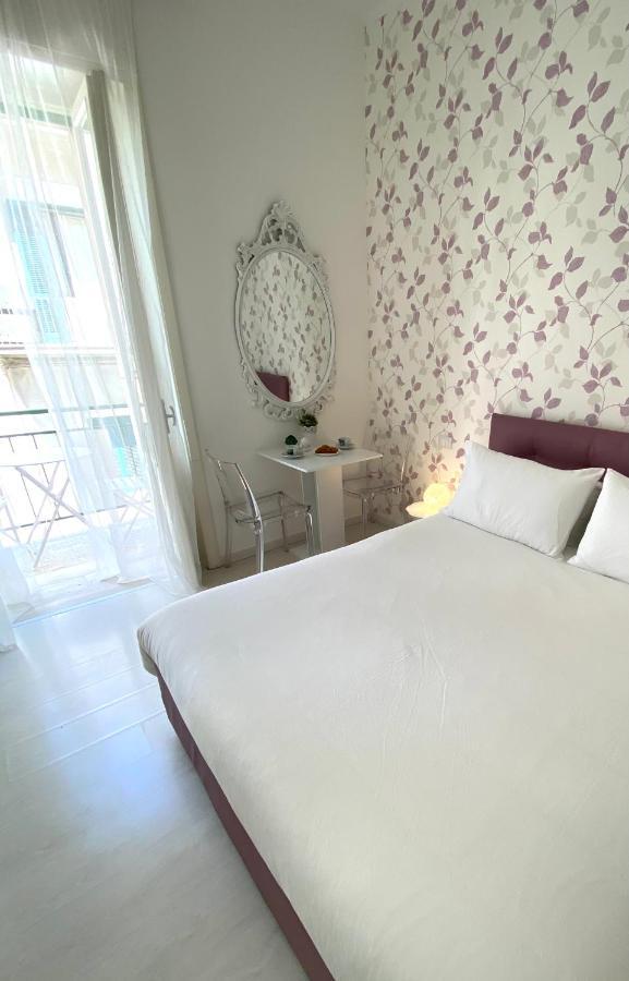 Bed and Breakfast Dai 3 Santi Лечче Екстер'єр фото