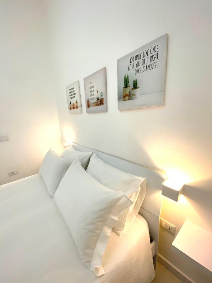 Bed and Breakfast Dai 3 Santi Лечче Екстер'єр фото